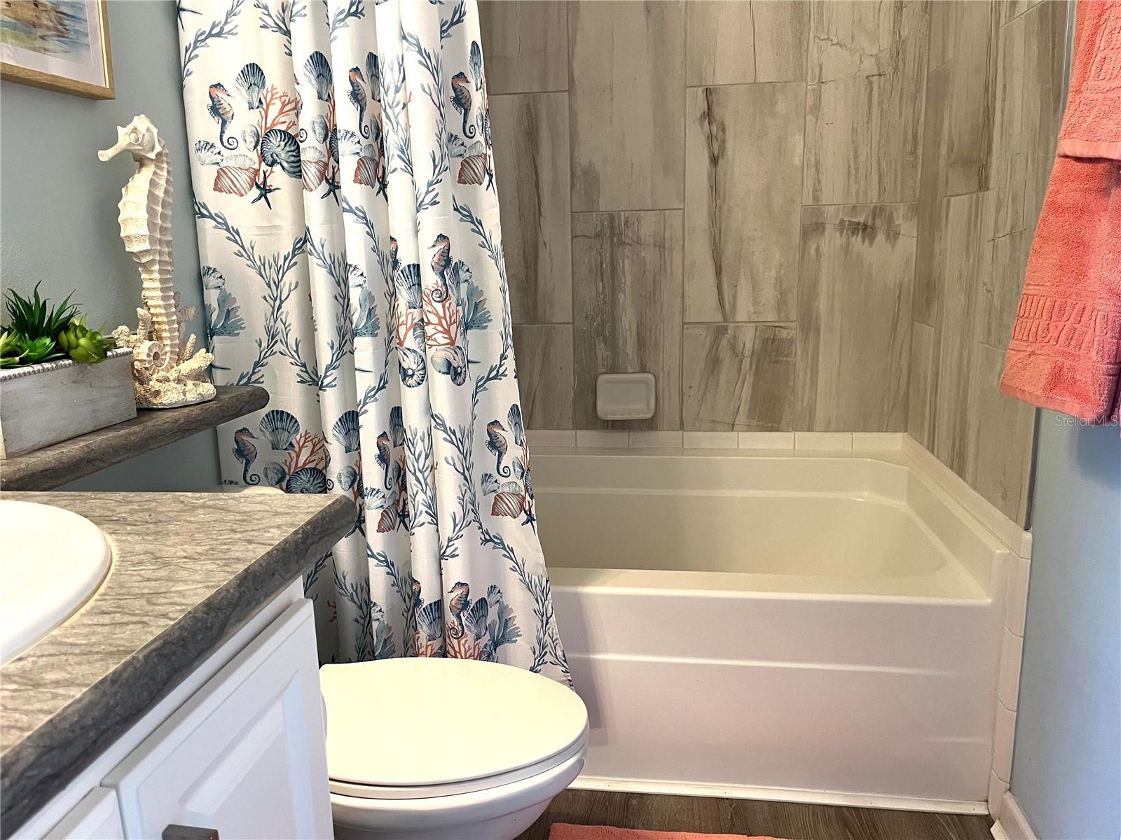 Image 27 of 62 For 17 Windward Drive