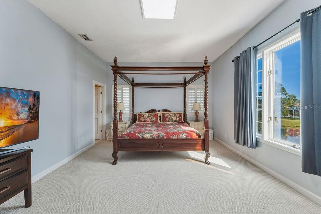 Image 37 of 72 For 24 Bay Pointe Drive