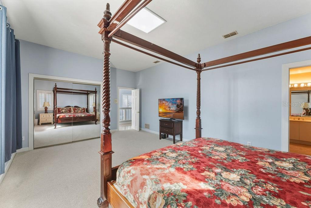 Image 38 of 72 For 24 Bay Pointe Drive