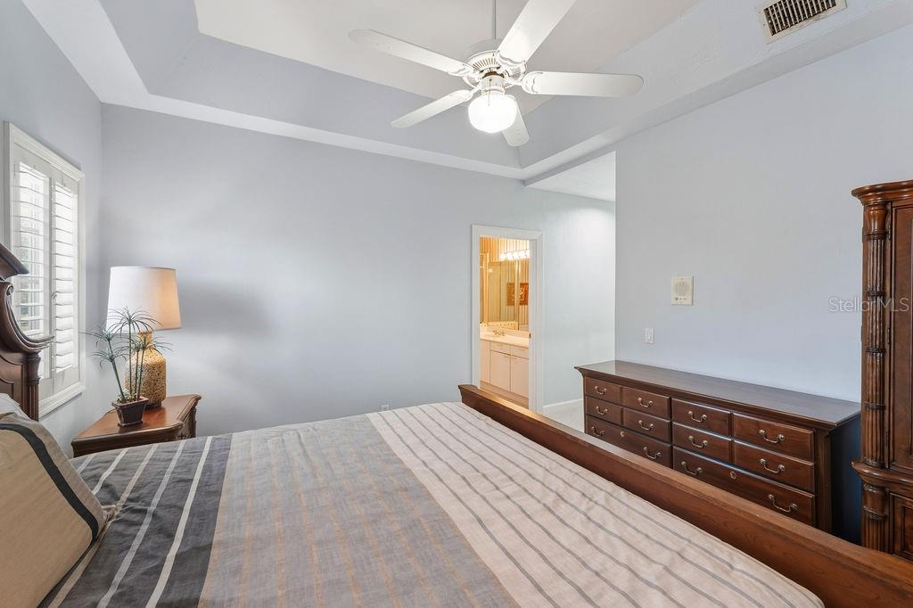 Image 40 of 72 For 24 Bay Pointe Drive