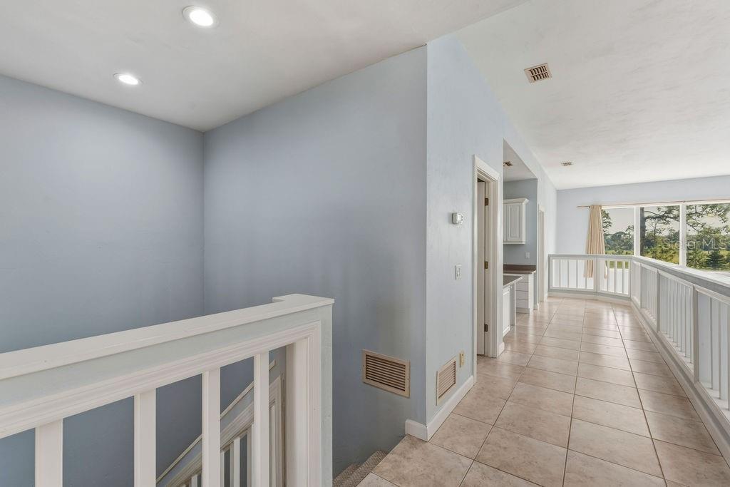 Image 43 of 72 For 24 Bay Pointe Drive