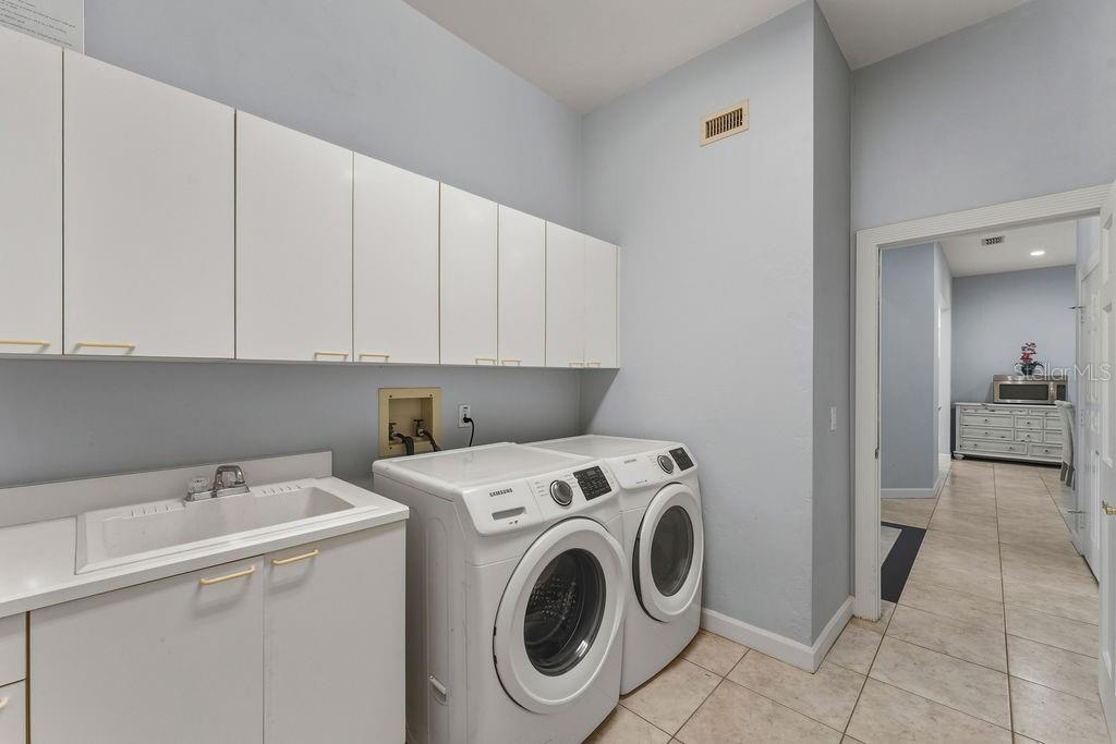 Image 53 of 72 For 24 Bay Pointe Drive