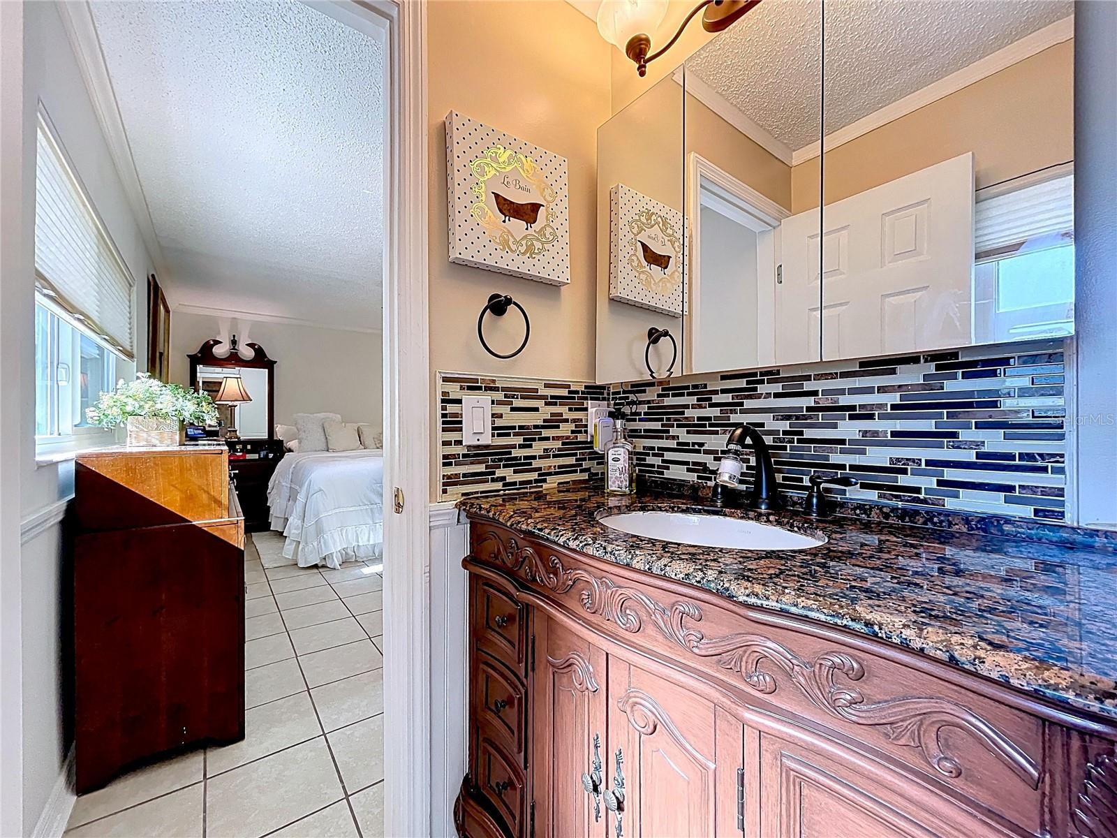 Image 34 of 59 For 37224 Price Drive