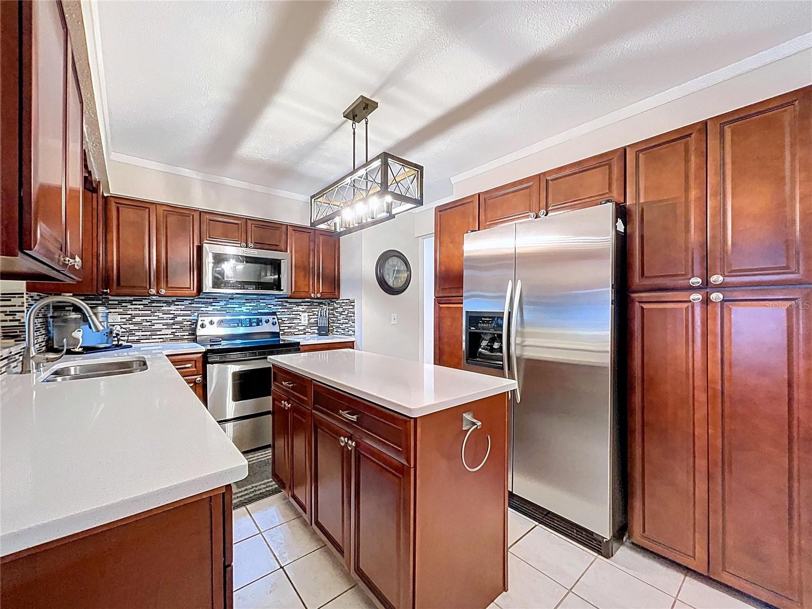 Image 8 of 59 For 37224 Price Drive