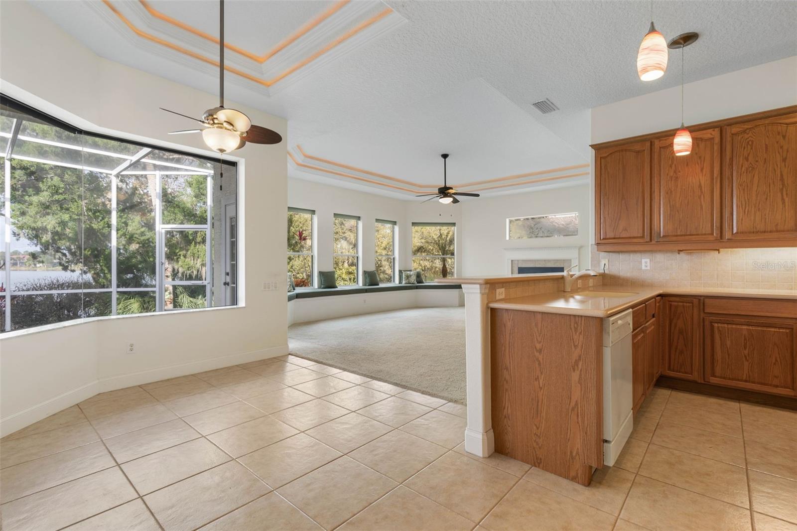 Image 16 of 98 For 10 Heron Drive