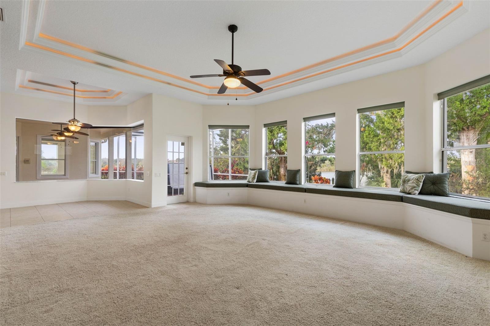 Image 19 of 98 For 10 Heron Drive