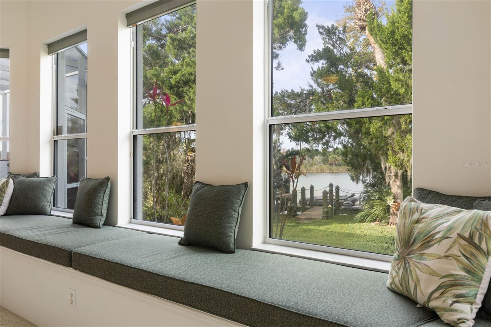 Image 20 of 98 For 10 Heron Drive