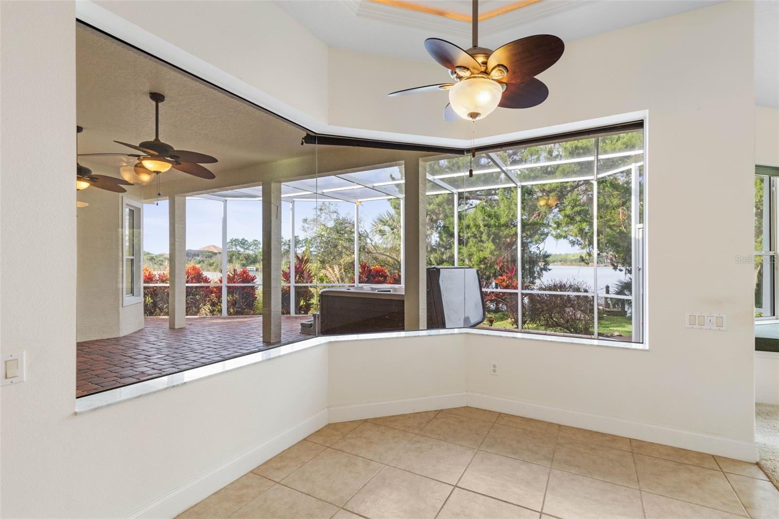 Image 25 of 98 For 10 Heron Drive