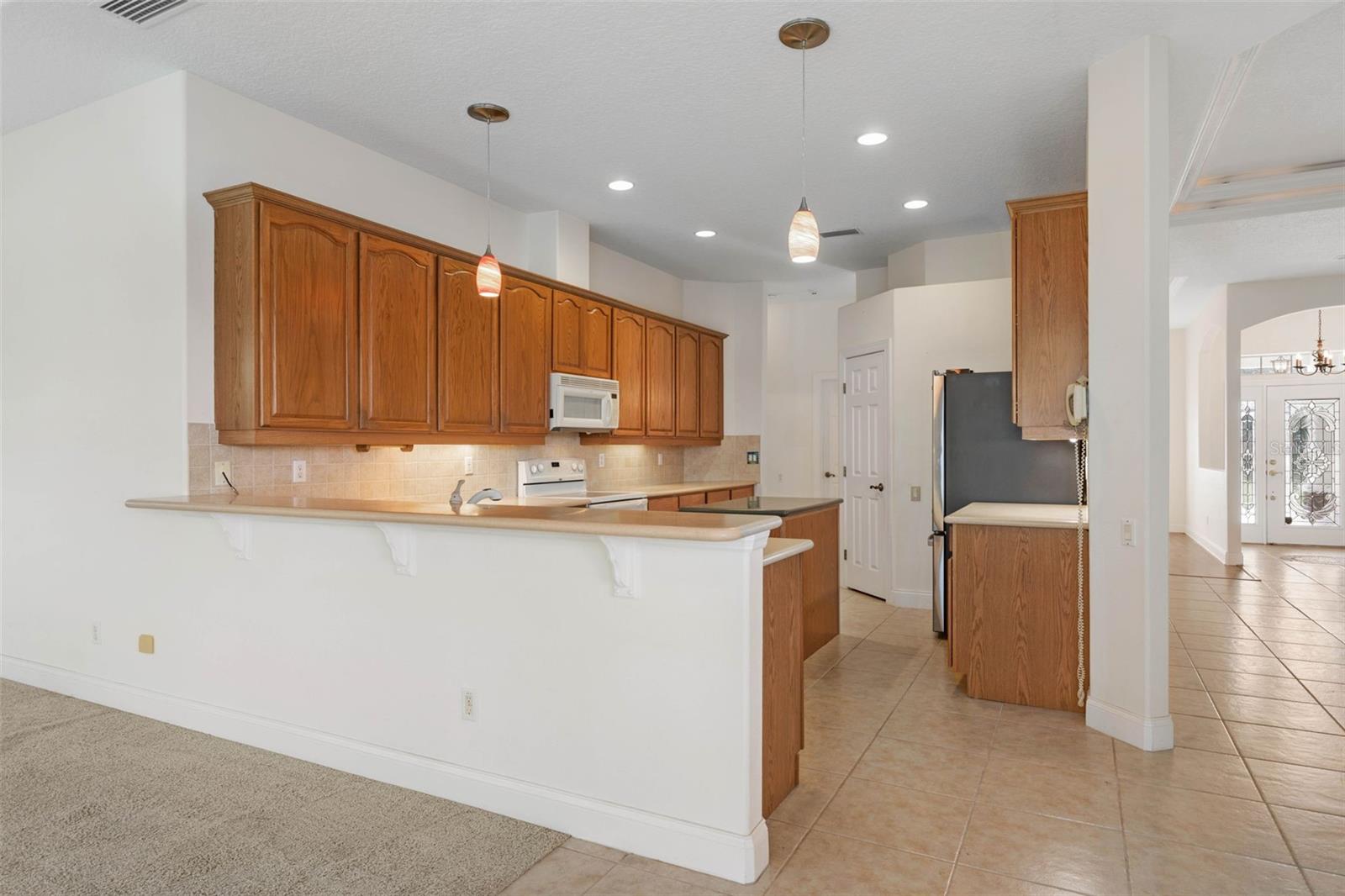 Image 26 of 98 For 10 Heron Drive