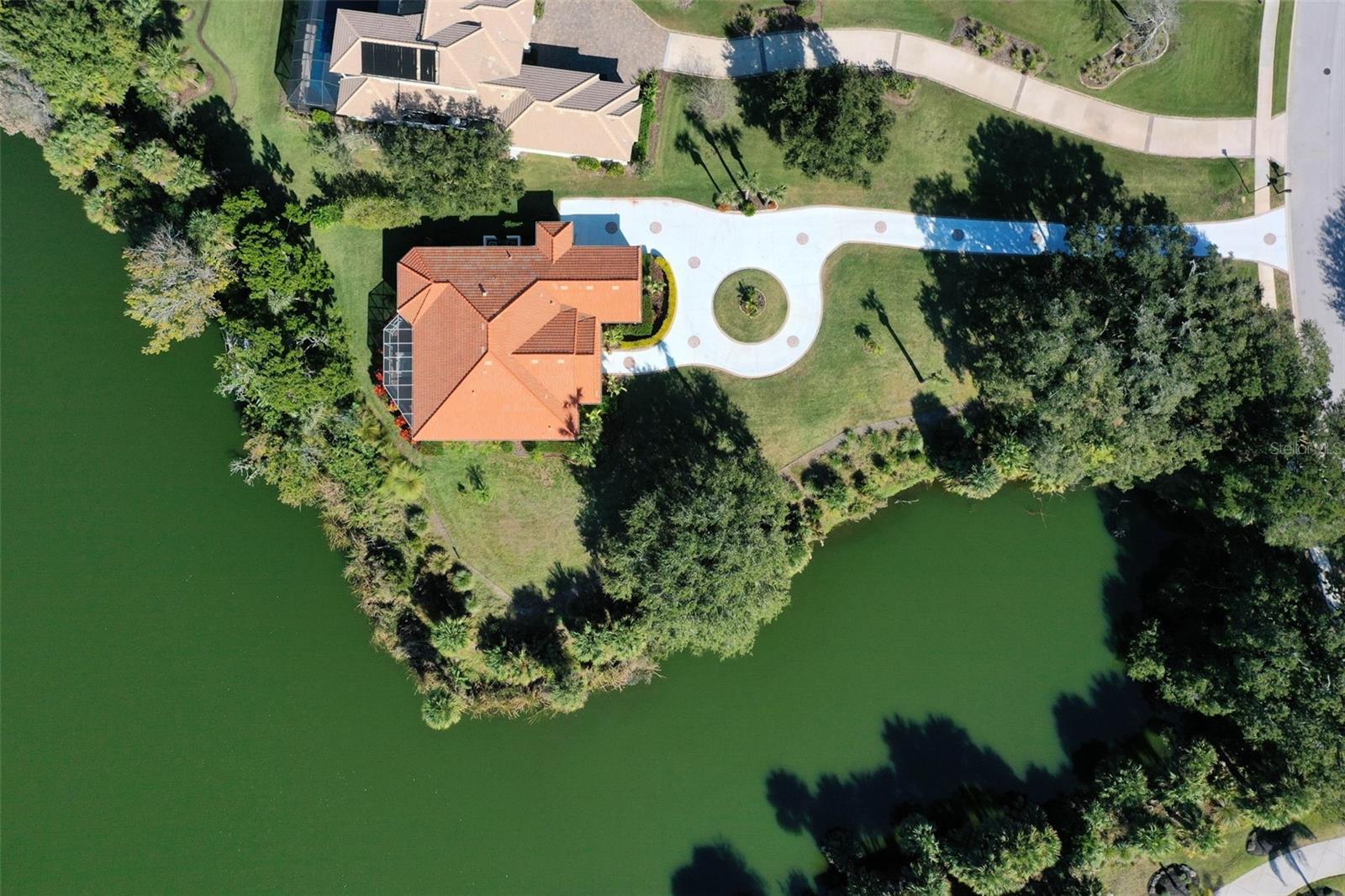 Image 3 of 98 For 10 Heron Drive