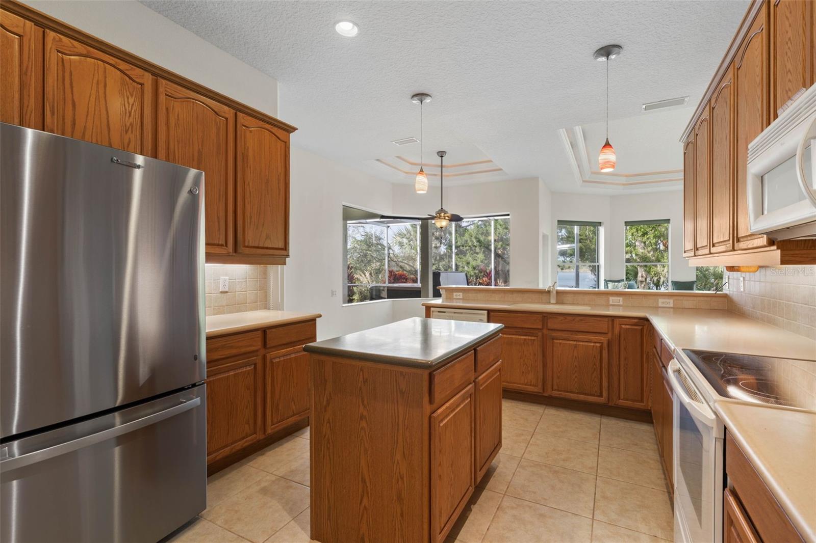 Image 31 of 98 For 10 Heron Drive