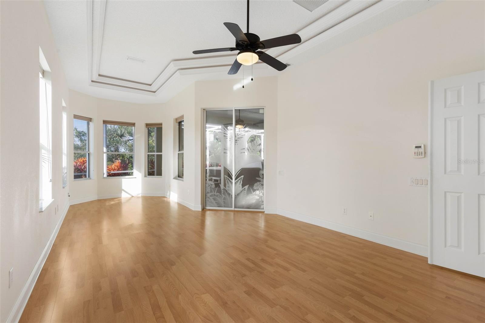 Image 48 of 98 For 10 Heron Drive