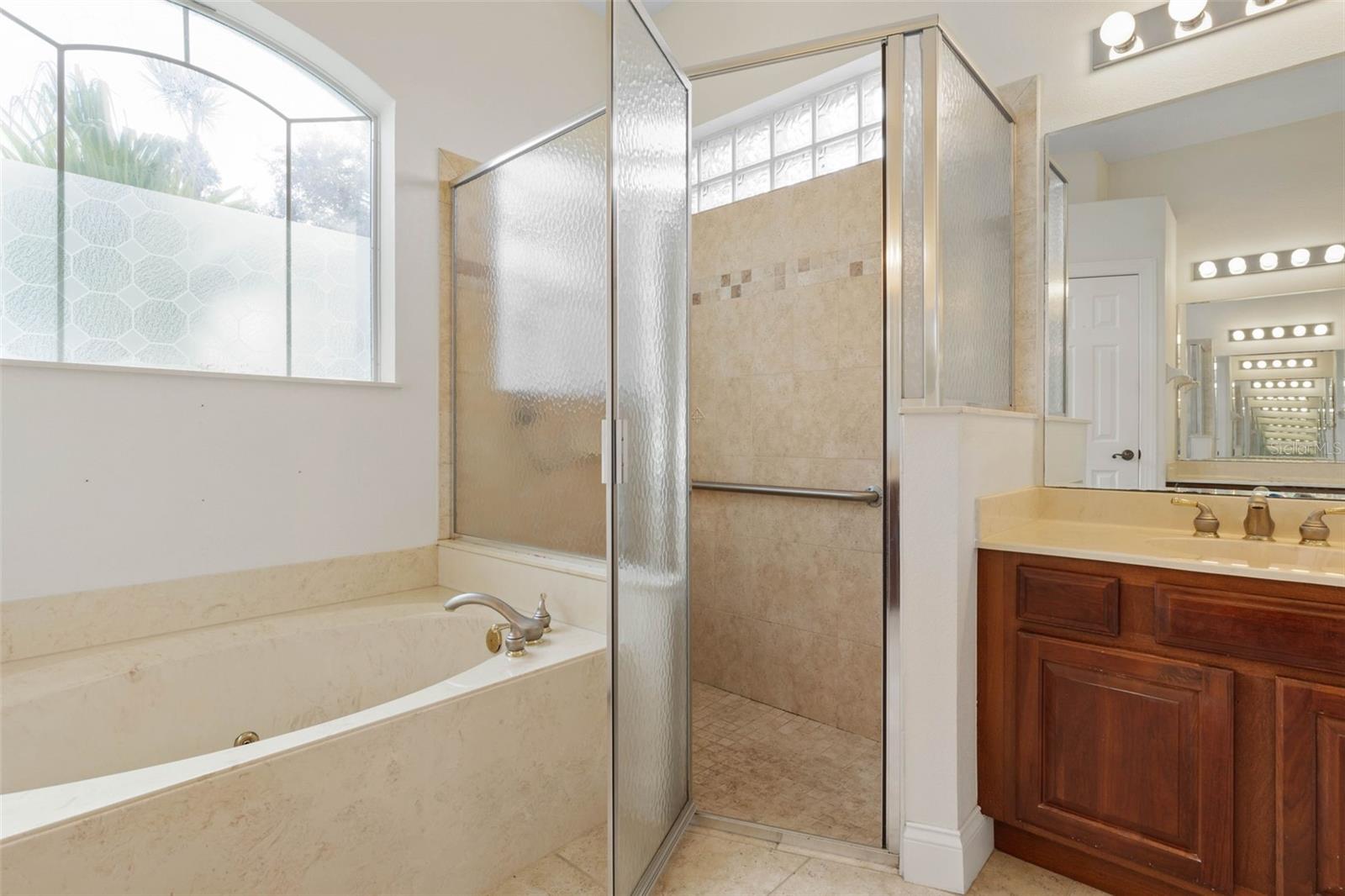 Image 50 of 98 For 10 Heron Drive