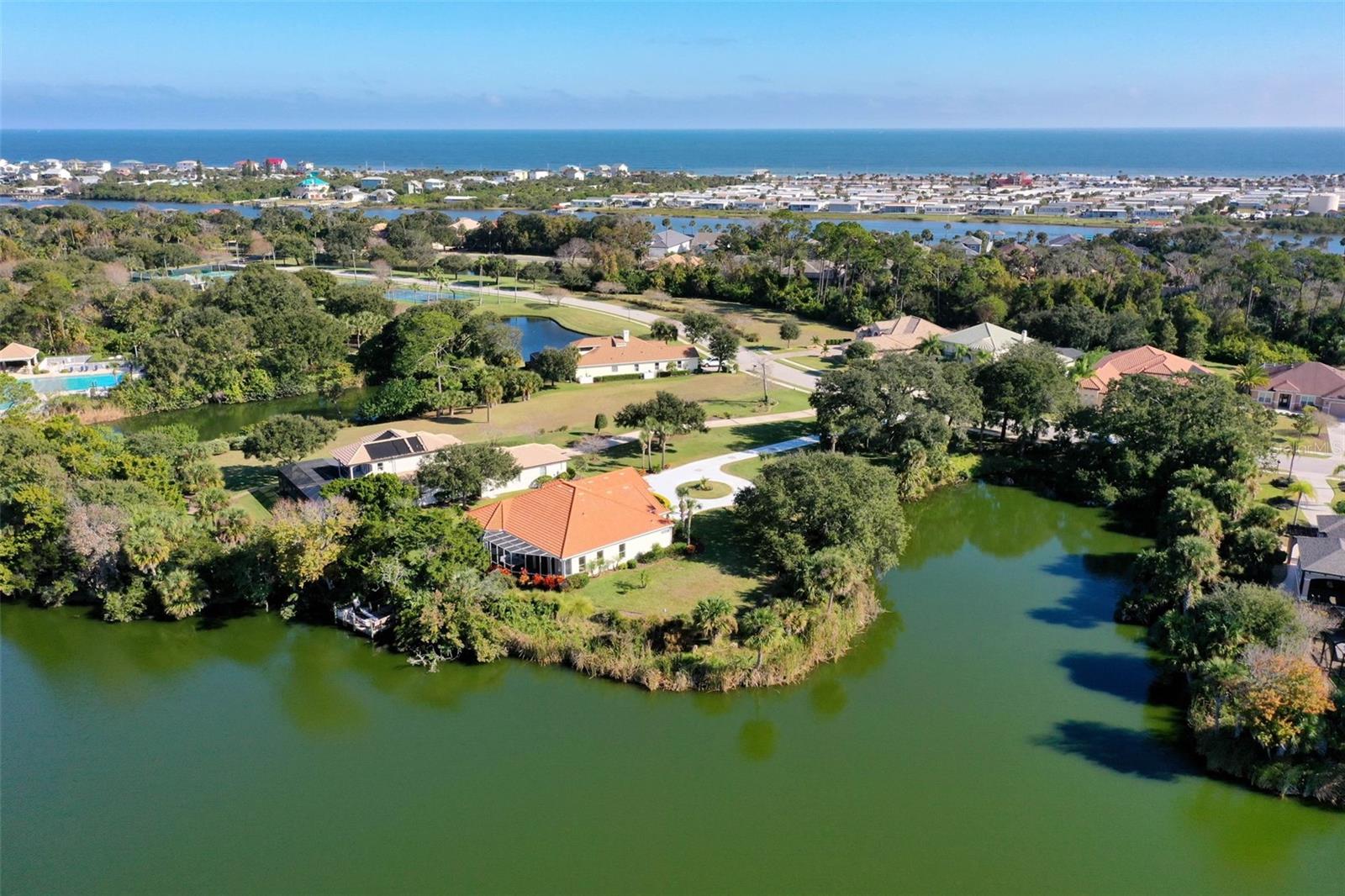 Image 6 of 98 For 10 Heron Drive