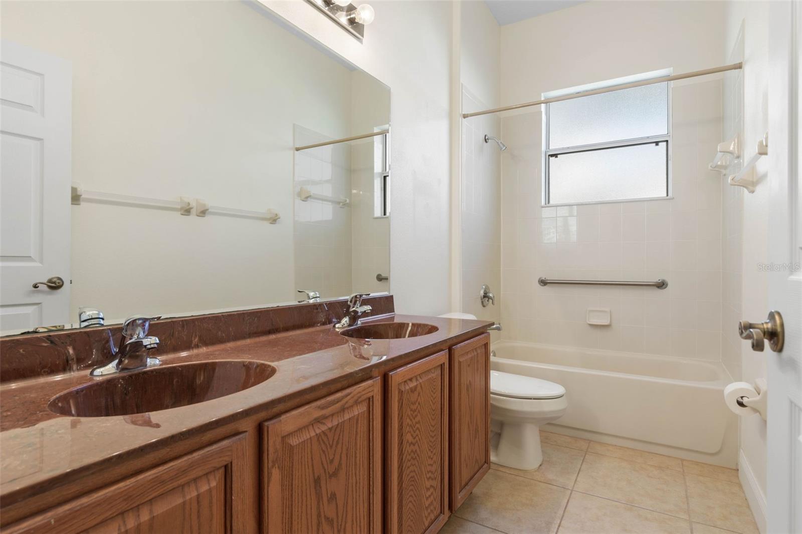 Image 62 of 98 For 10 Heron Drive