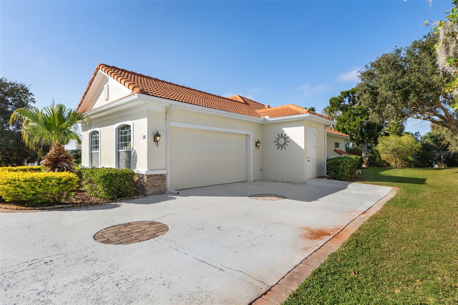 Image 69 of 98 For 10 Heron Drive