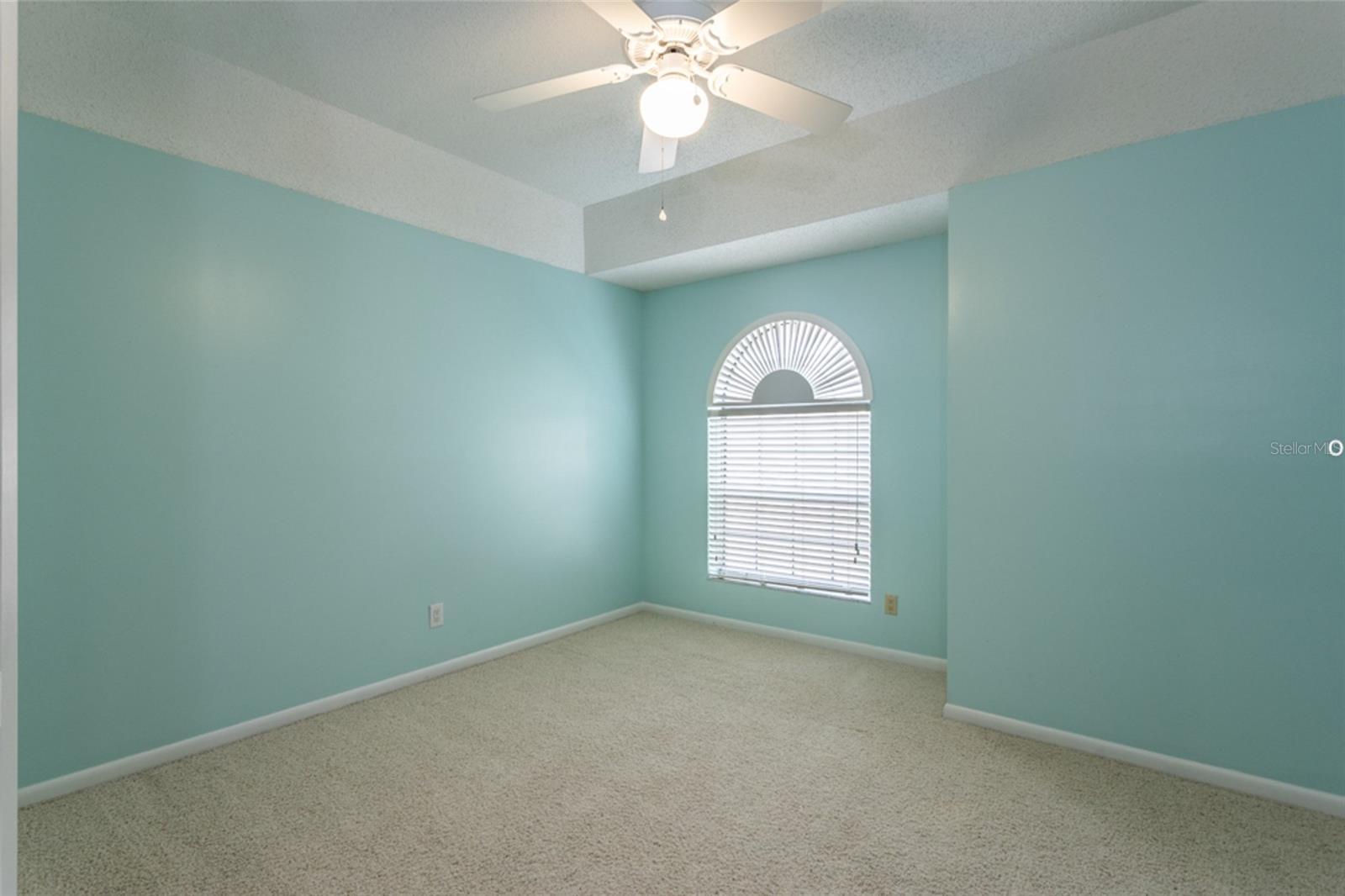 Image 34 of 53 For 50 Rivers Edge Lane