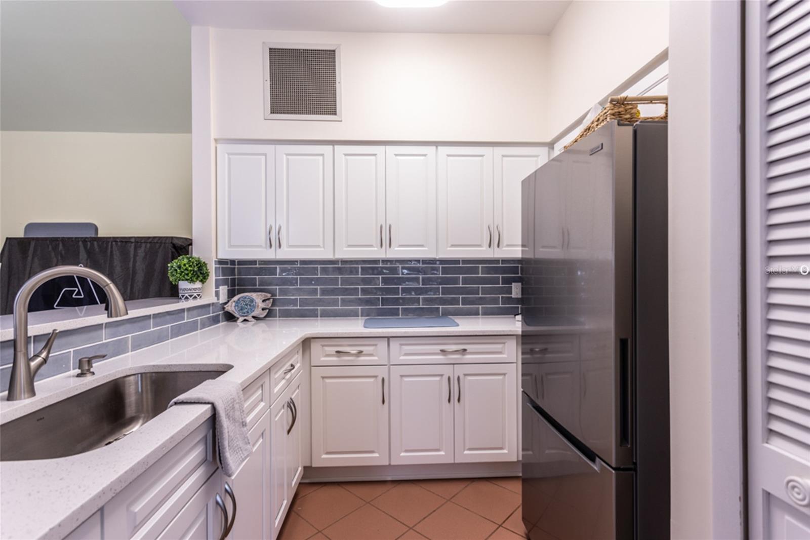 Image 39 of 53 For 50 Rivers Edge Lane