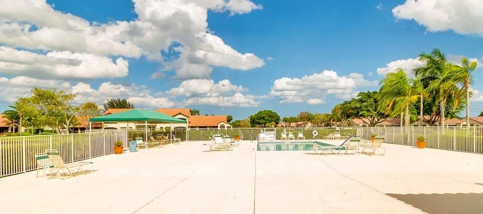 Image 21 of 25 For 8350 Mooring Circle