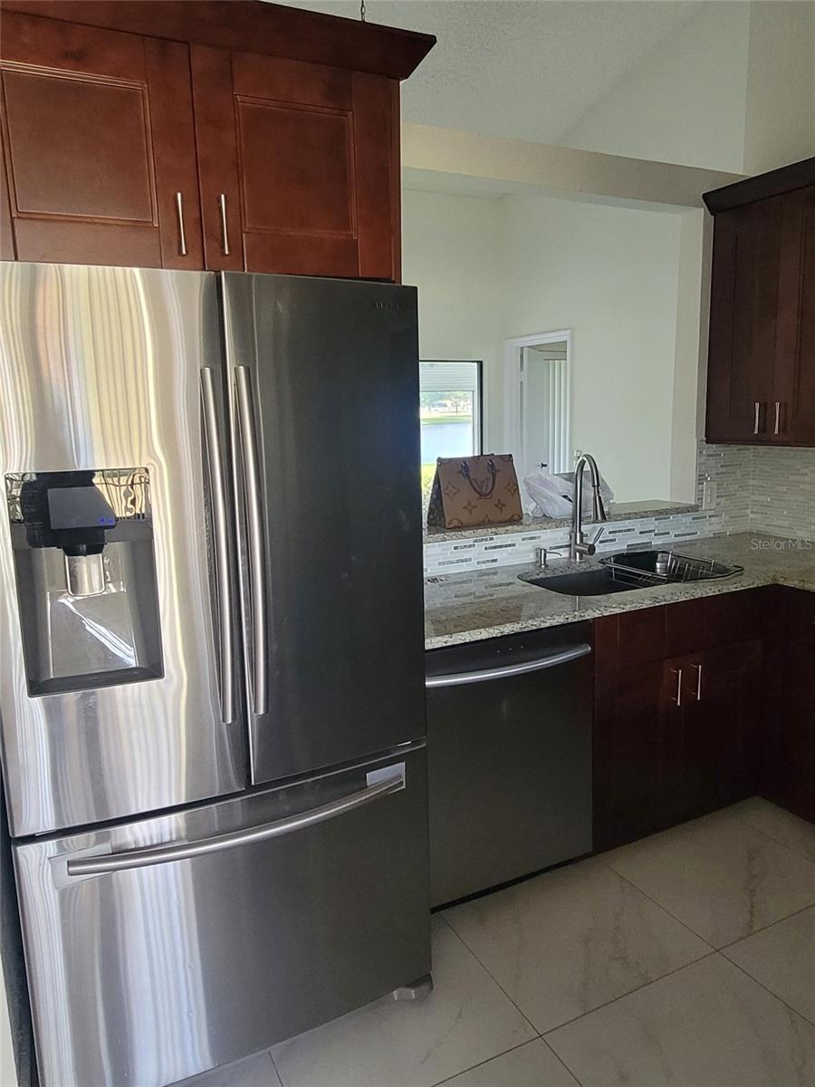 Image 29 of 40 For 8350 Mooring Circle