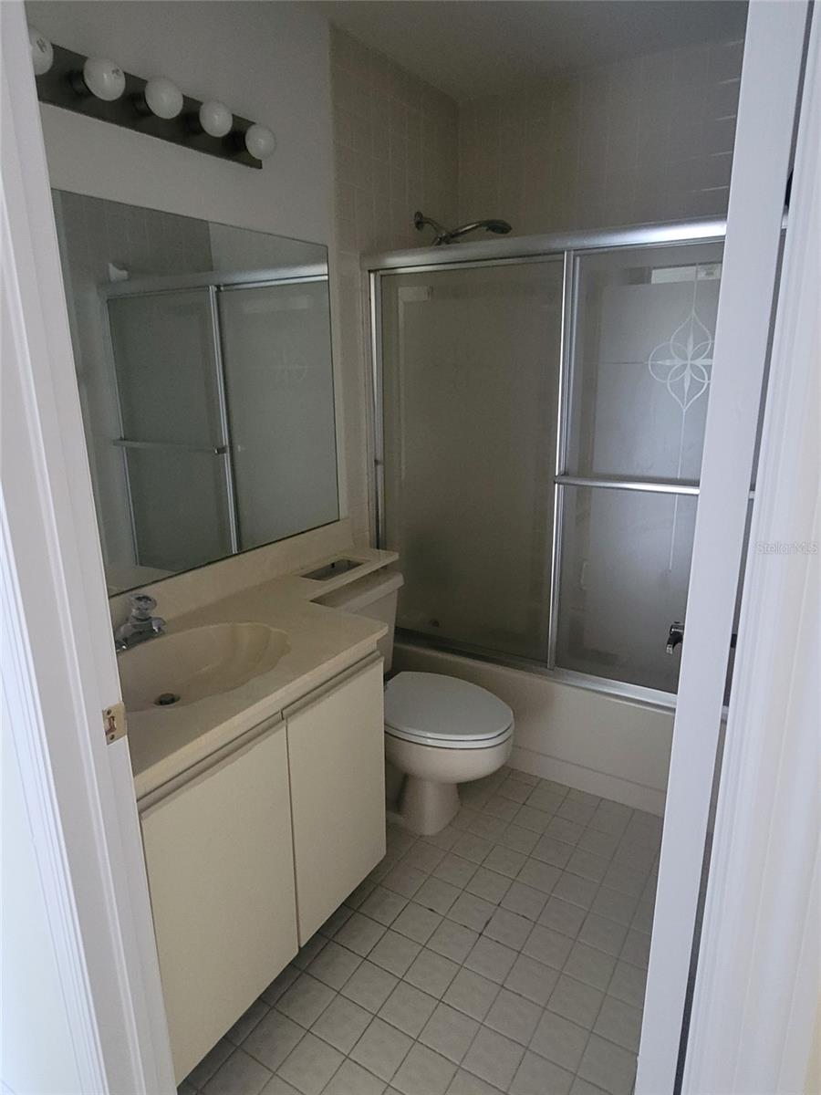 Image 38 of 40 For 8350 Mooring Circle