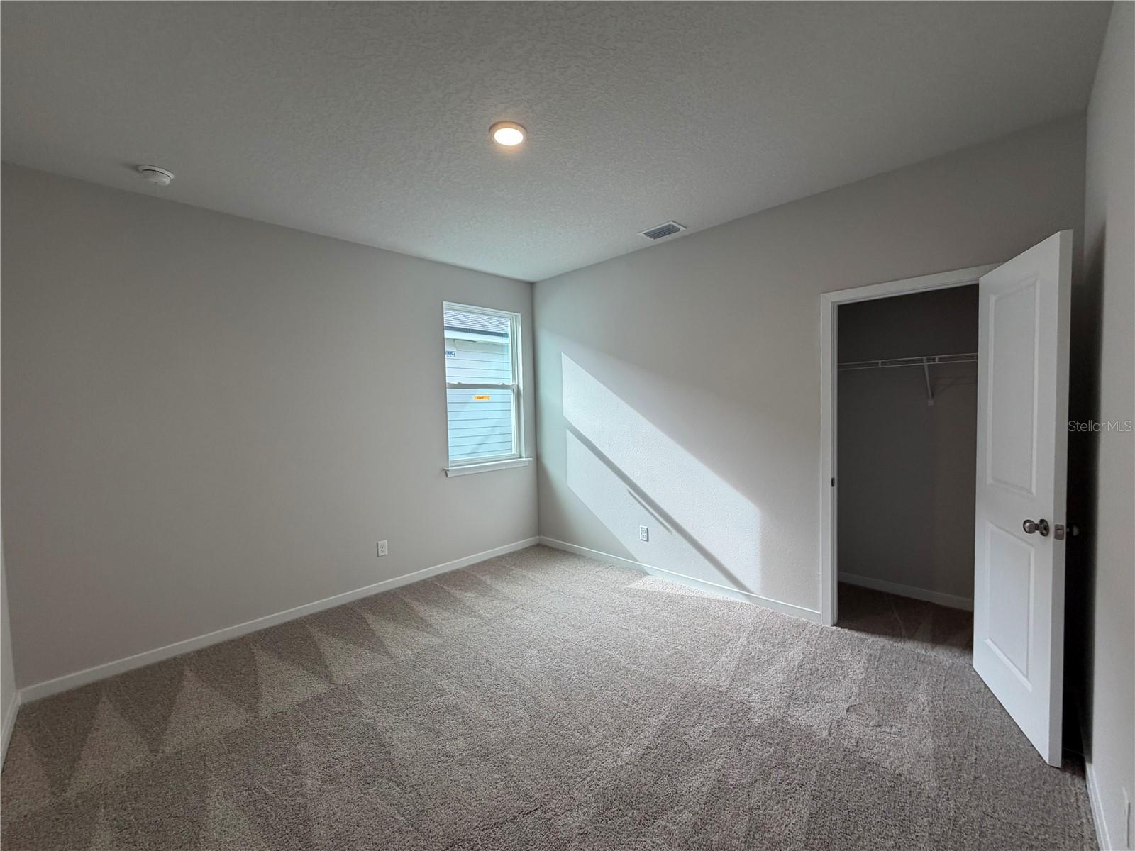 Image 17 of 34 For 31 Perseus Avenue