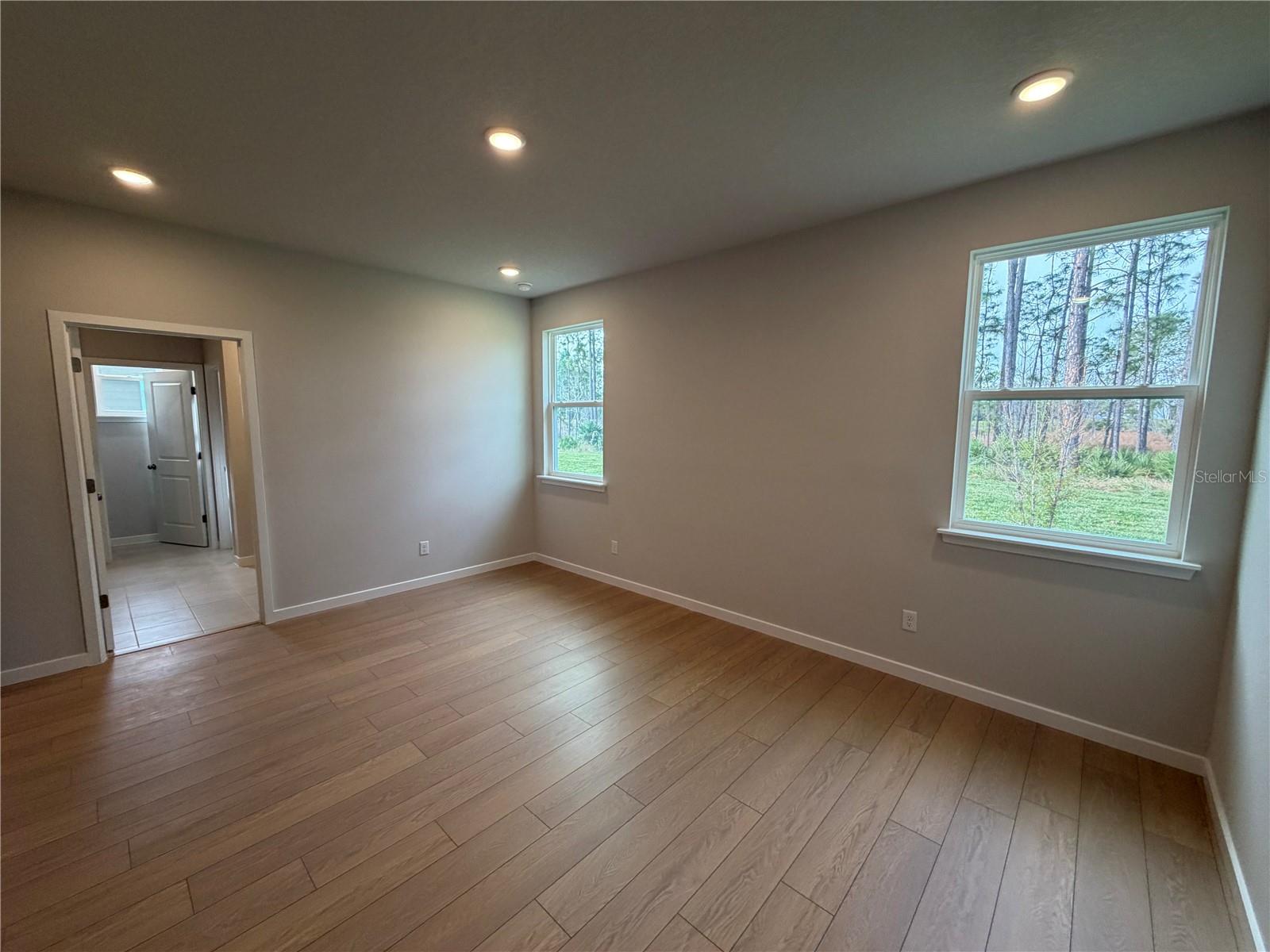 Image 26 of 34 For 31 Perseus Avenue