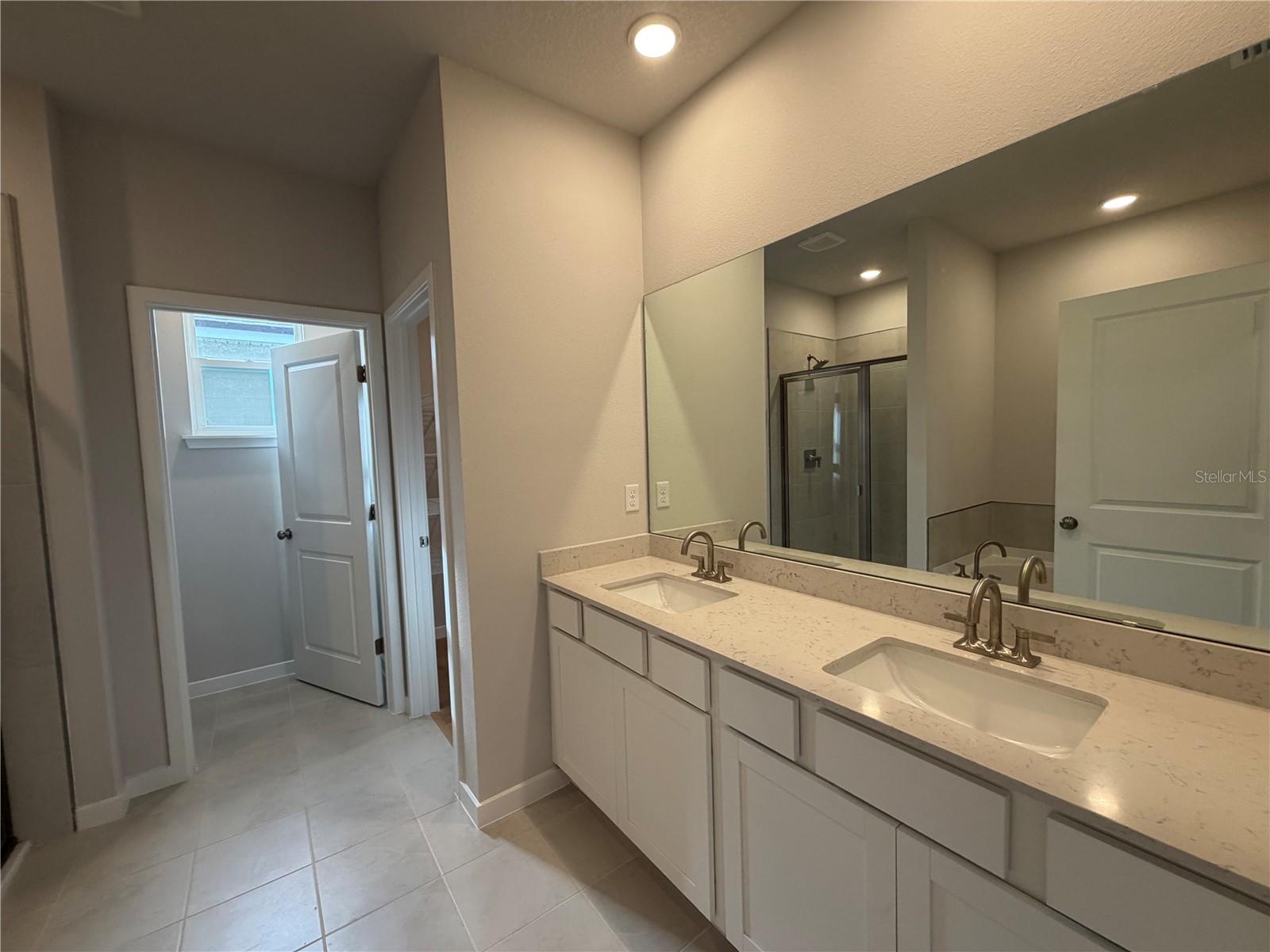 Image 27 of 34 For 31 Perseus Avenue