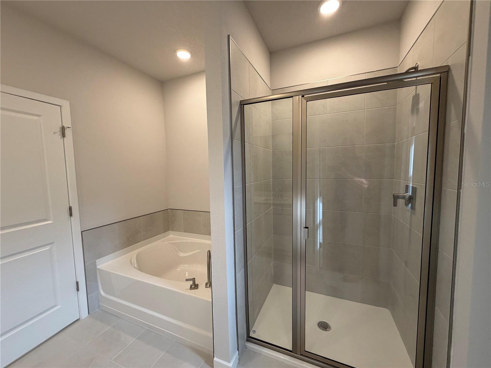 Image 28 of 34 For 31 Perseus Avenue