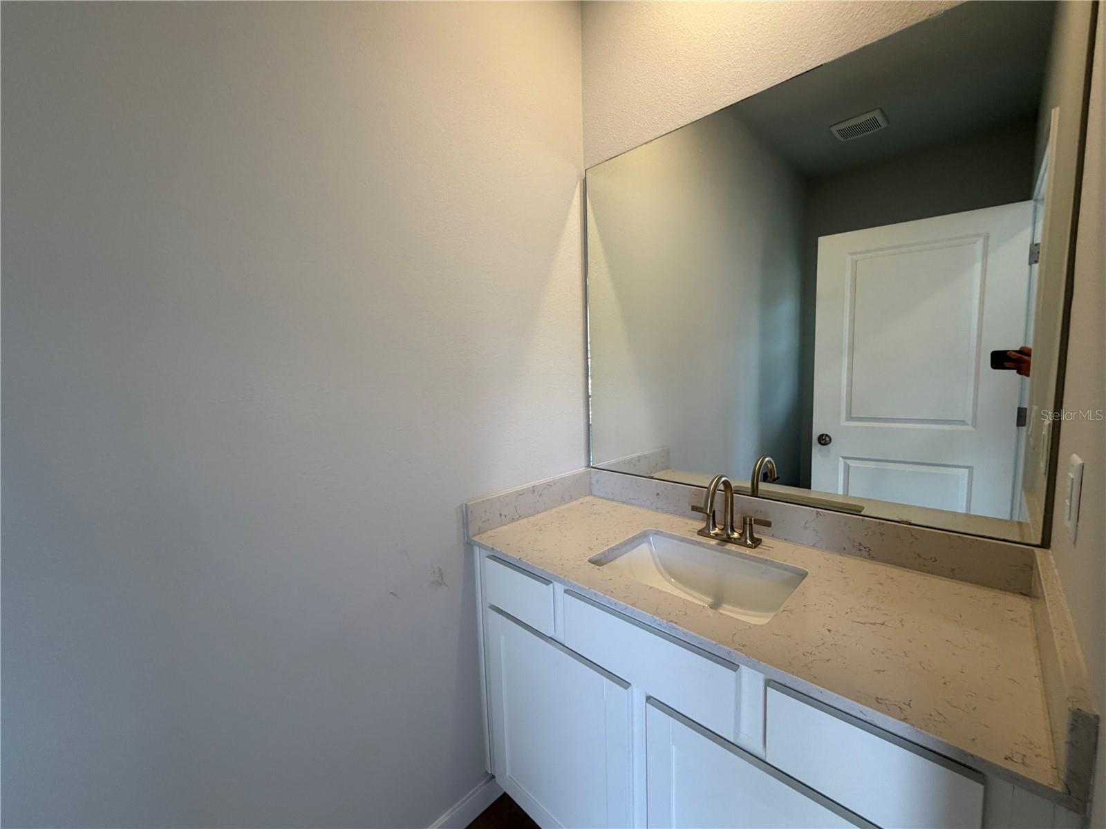 Image 8 of 34 For 31 Perseus Avenue