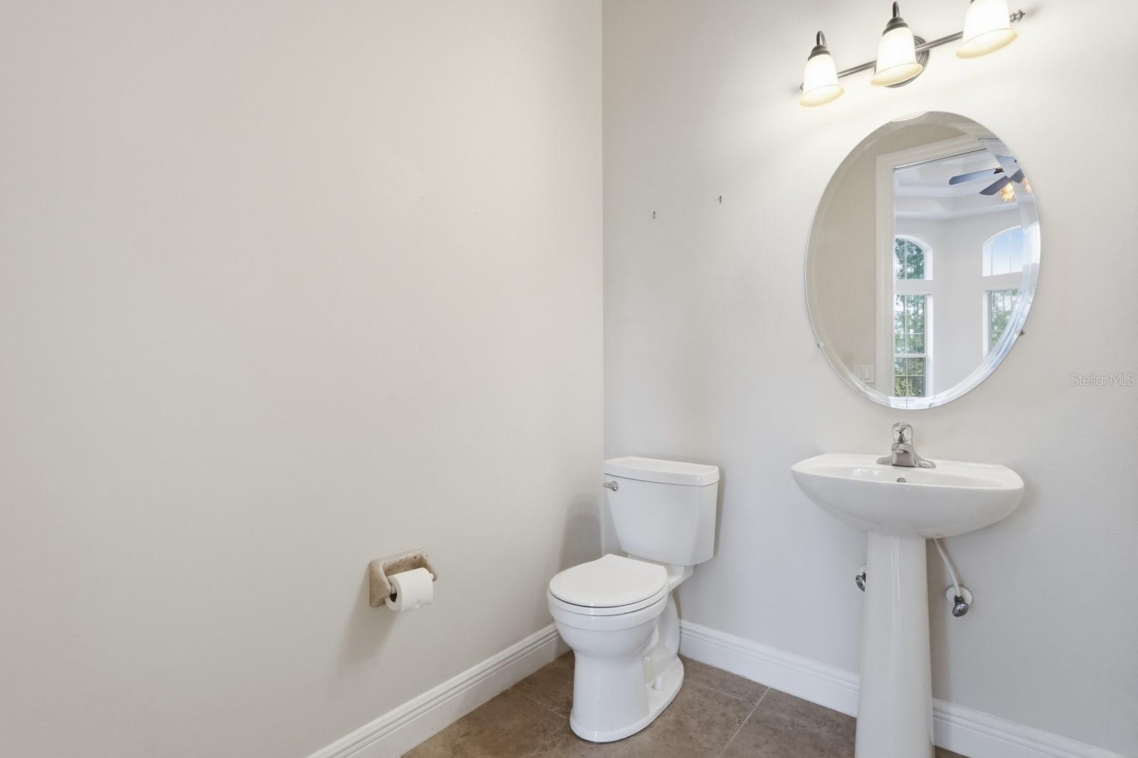 Image 13 of 58 For 14 Easterly Place