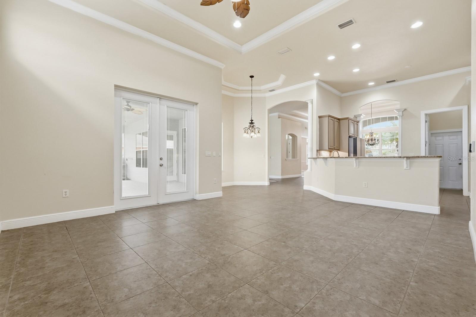 Image 19 of 58 For 14 Easterly Place