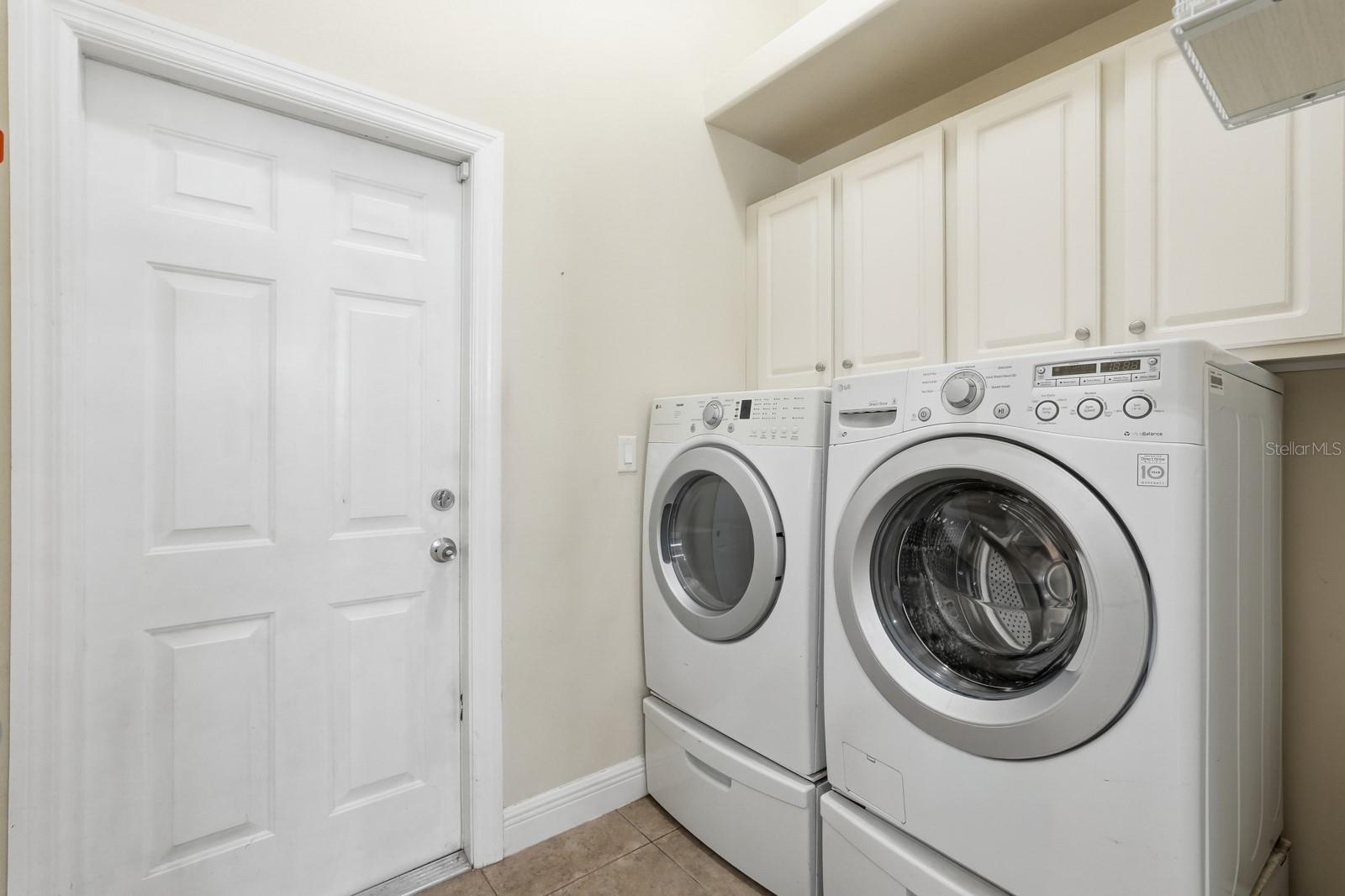 Image 27 of 58 For 14 Easterly Place