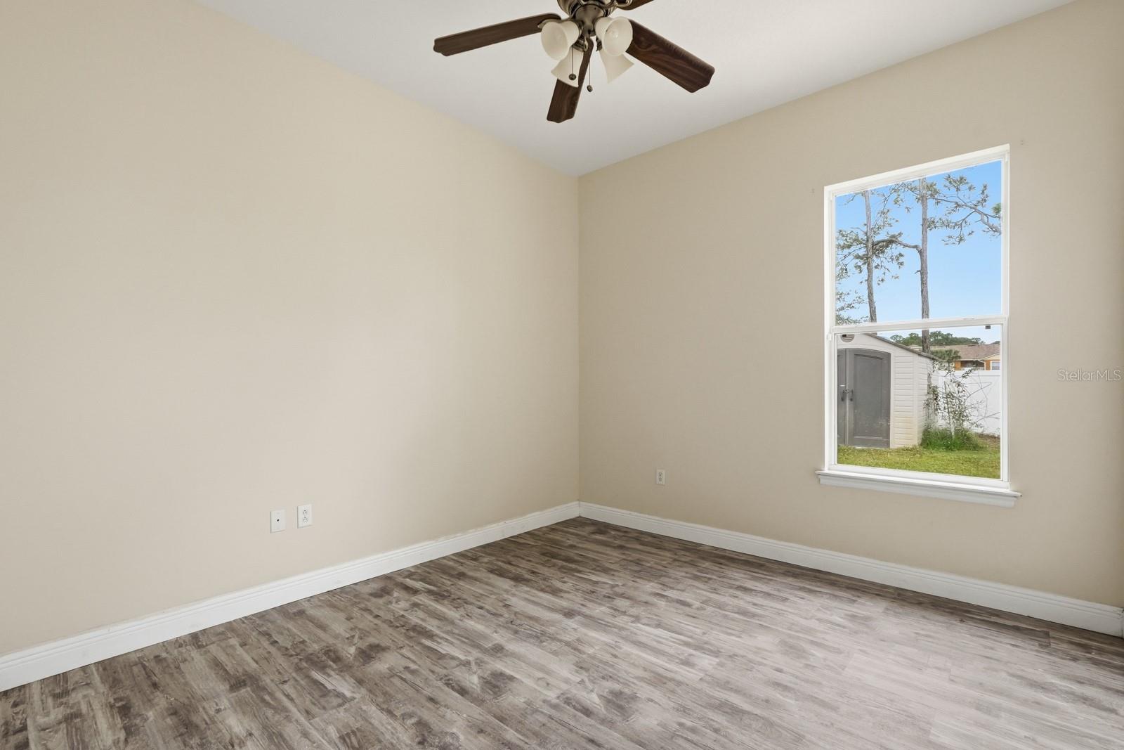 Image 38 of 58 For 14 Easterly Place