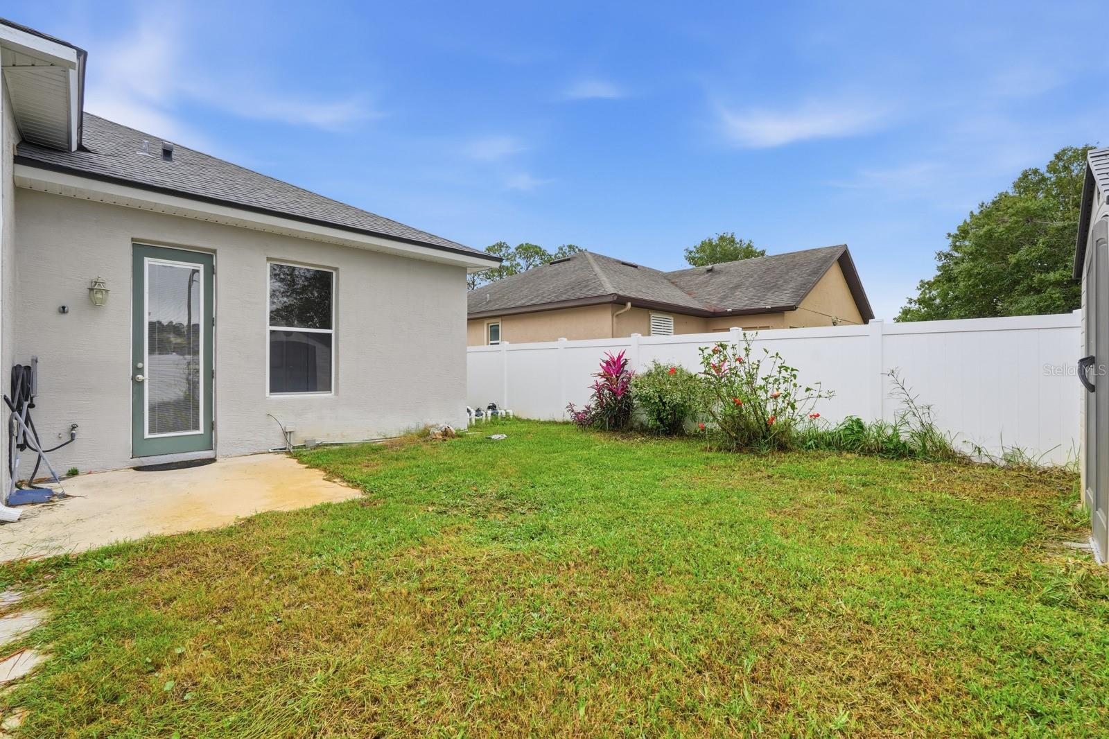 Image 49 of 58 For 14 Easterly Place