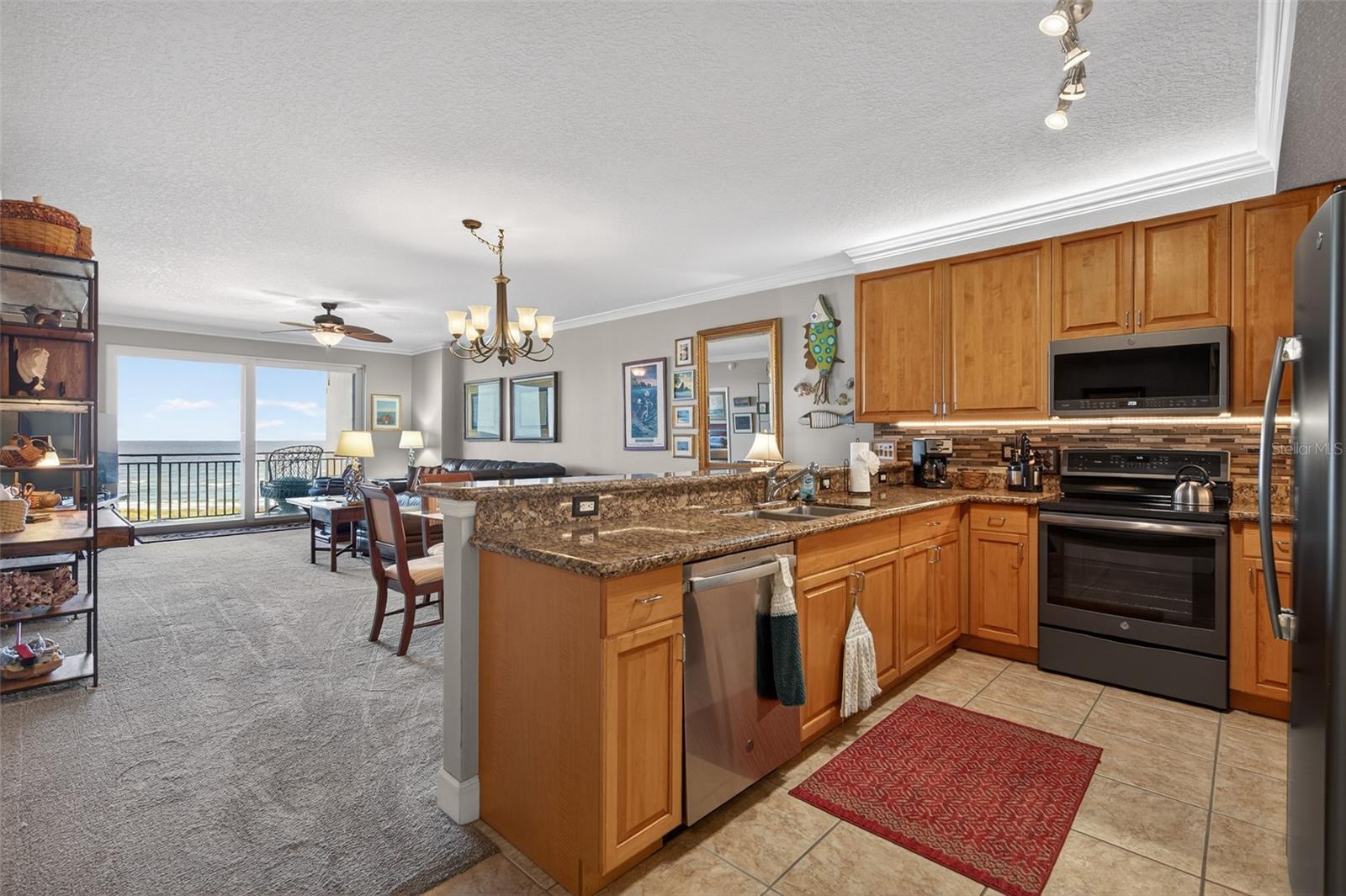 Image 18 of 84 For 80 Surfview Drive 505