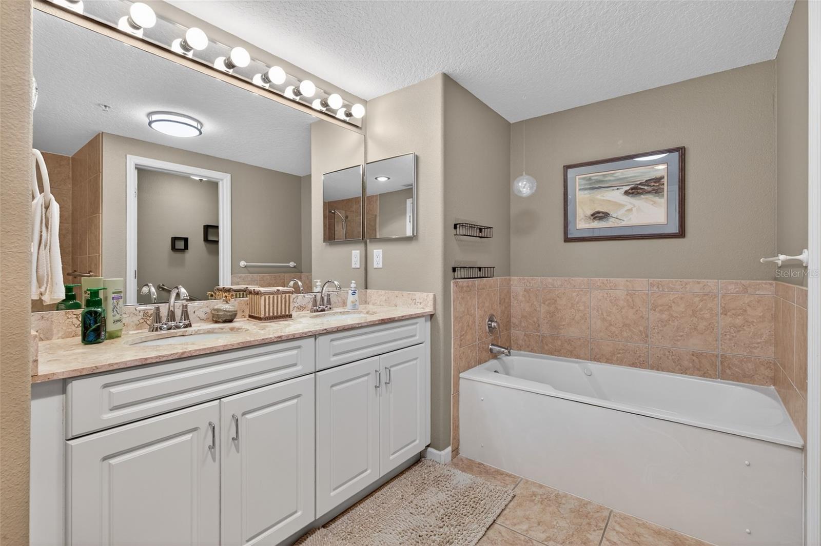 Image 28 of 84 For 80 Surfview Drive 505