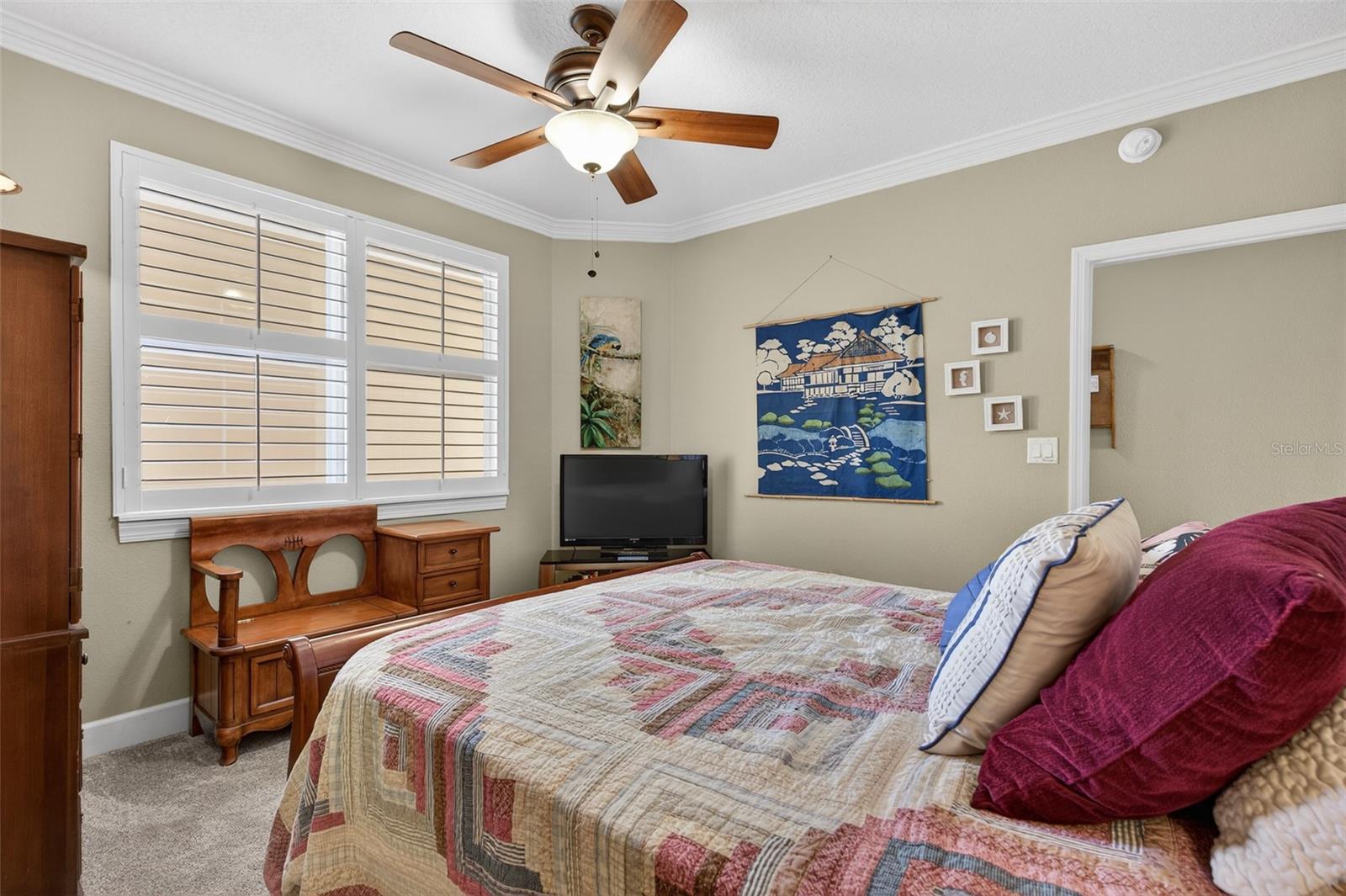 Image 38 of 84 For 80 Surfview Drive 505