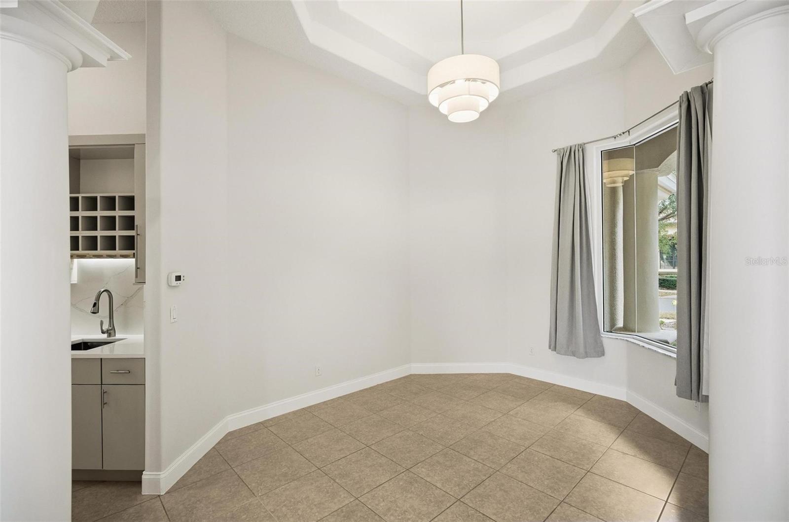 Image 25 of 80 For 28 Front Street