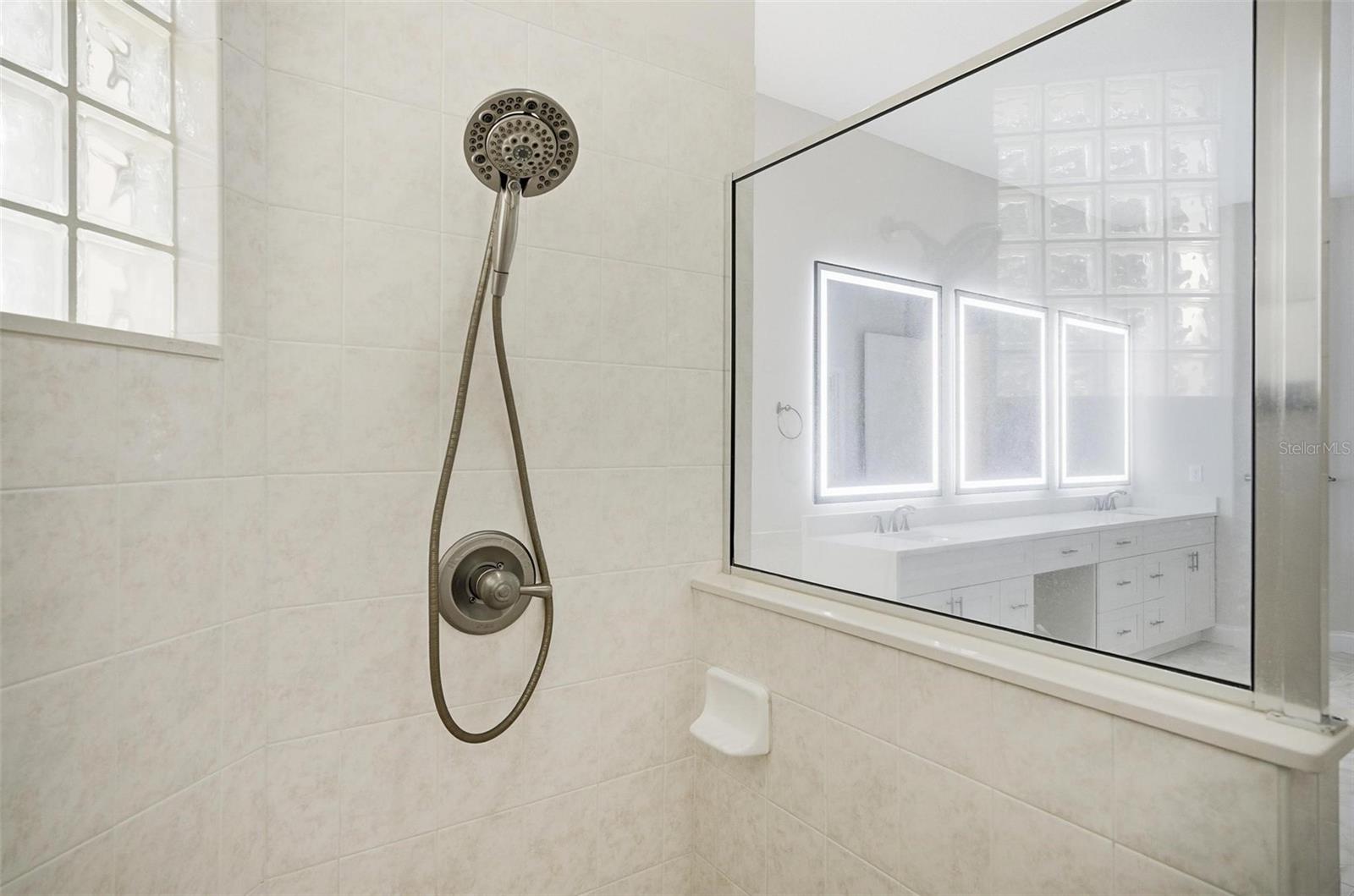 Image 39 of 80 For 28 Front Street