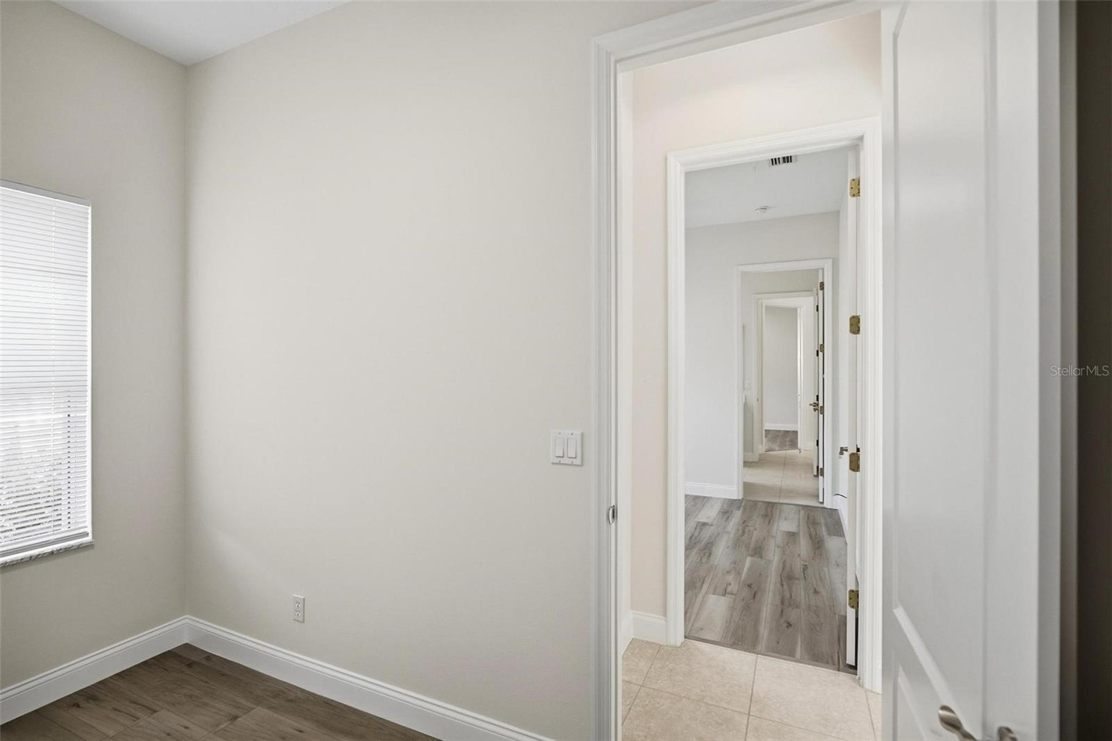 Image 47 of 80 For 28 Front Street