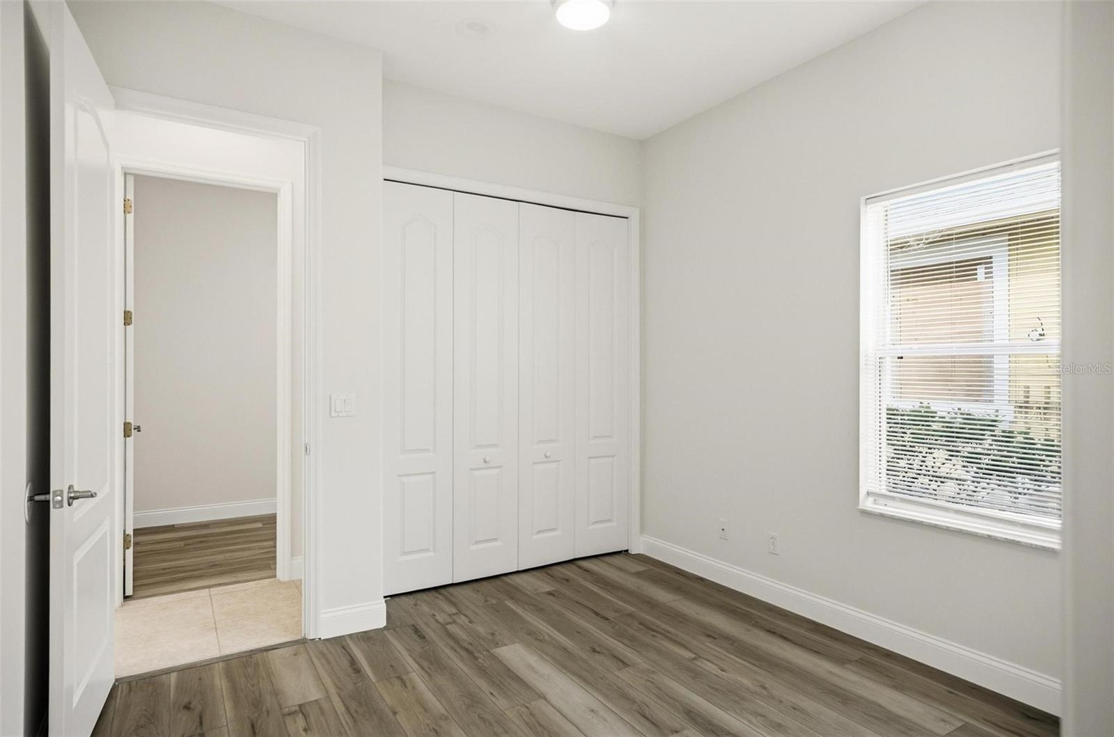 Image 49 of 80 For 28 Front Street