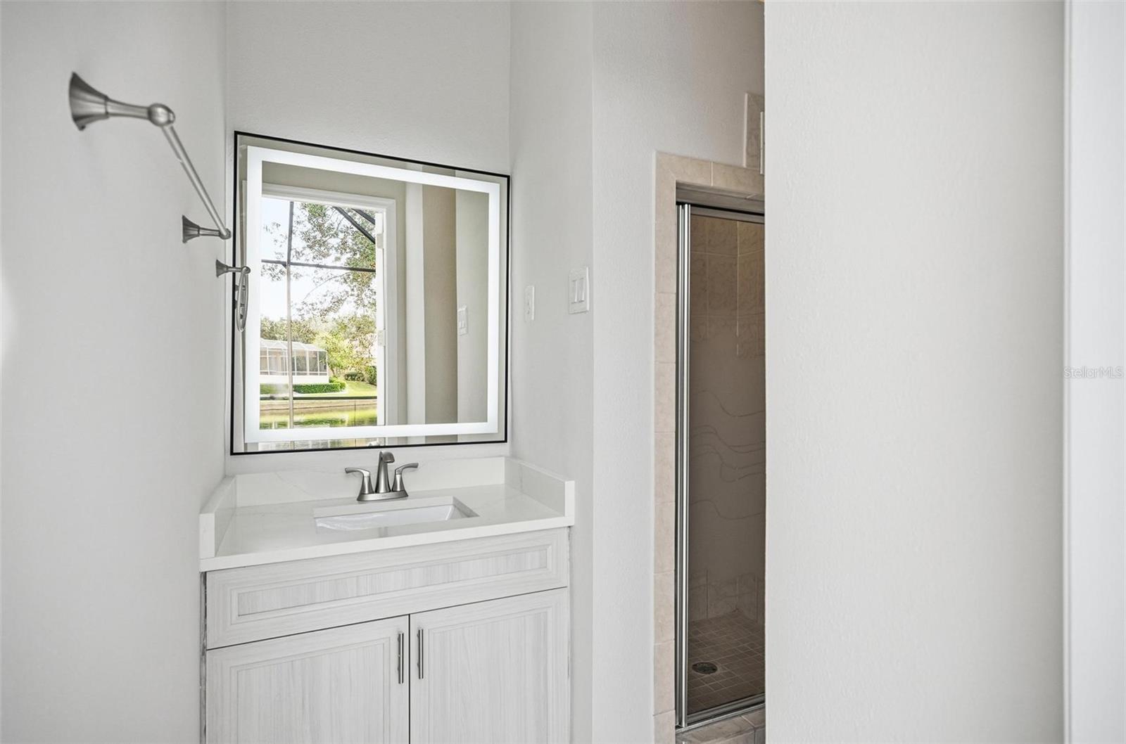 Image 55 of 80 For 28 Front Street