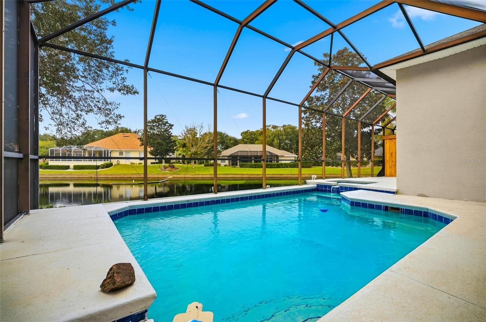 Image 61 of 80 For 28 Front Street