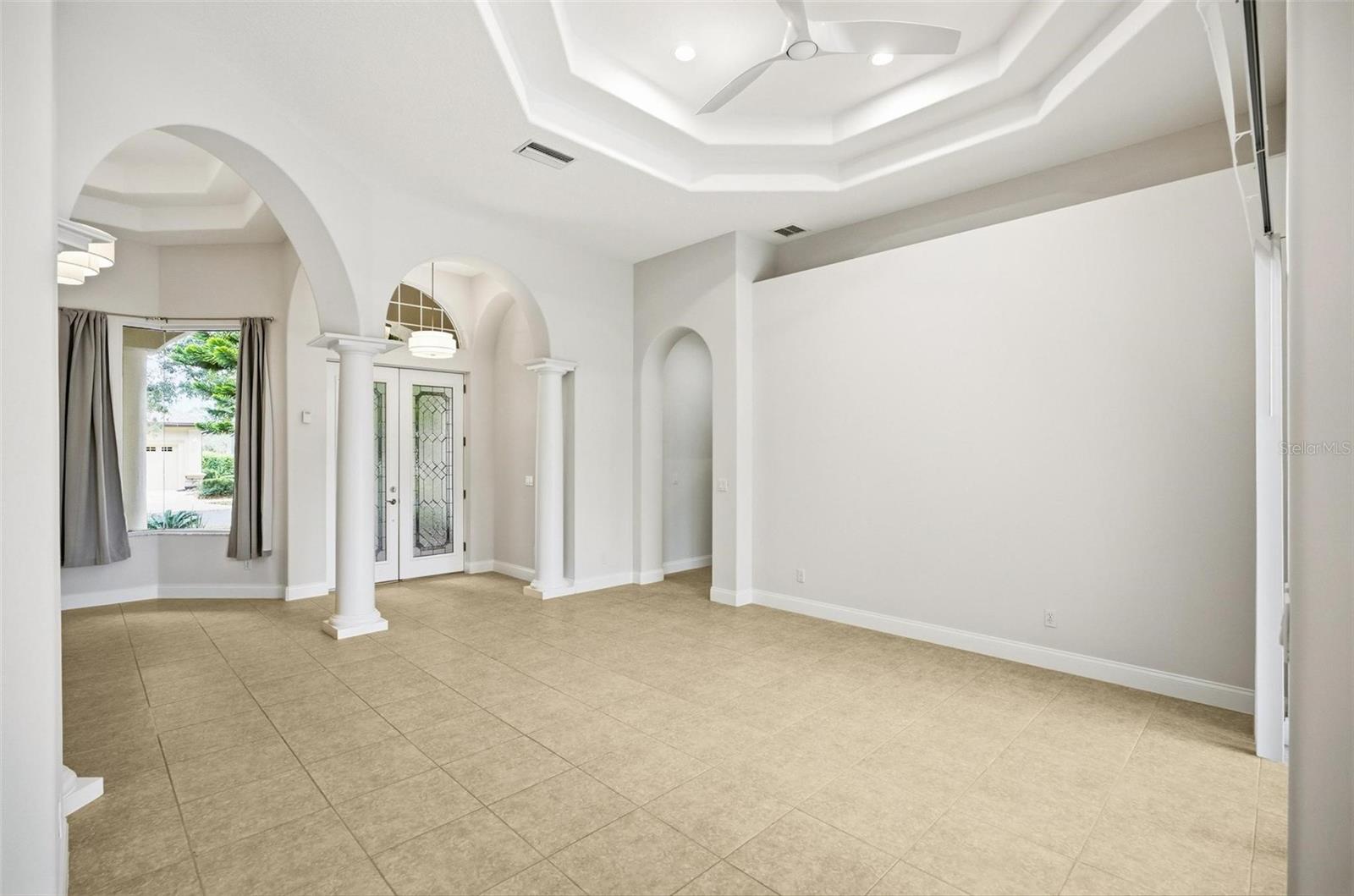 Image 8 of 80 For 28 Front Street