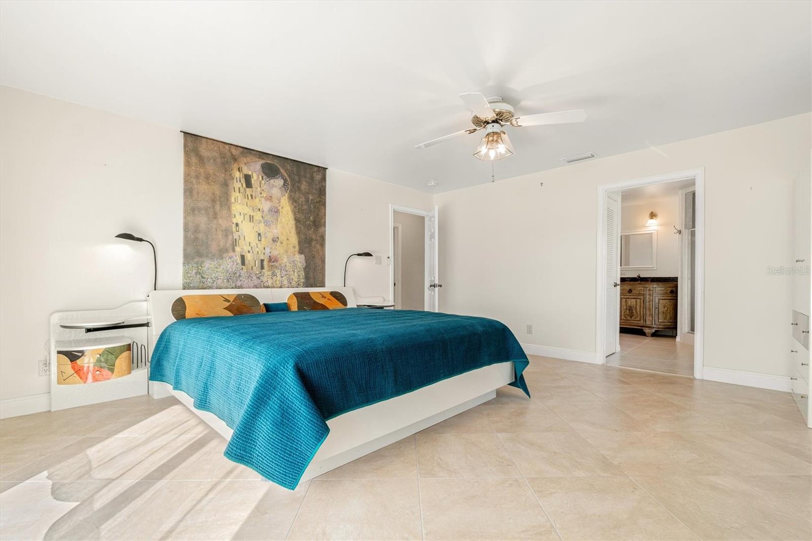 Image 15 of 72 For 56 Ocean Street