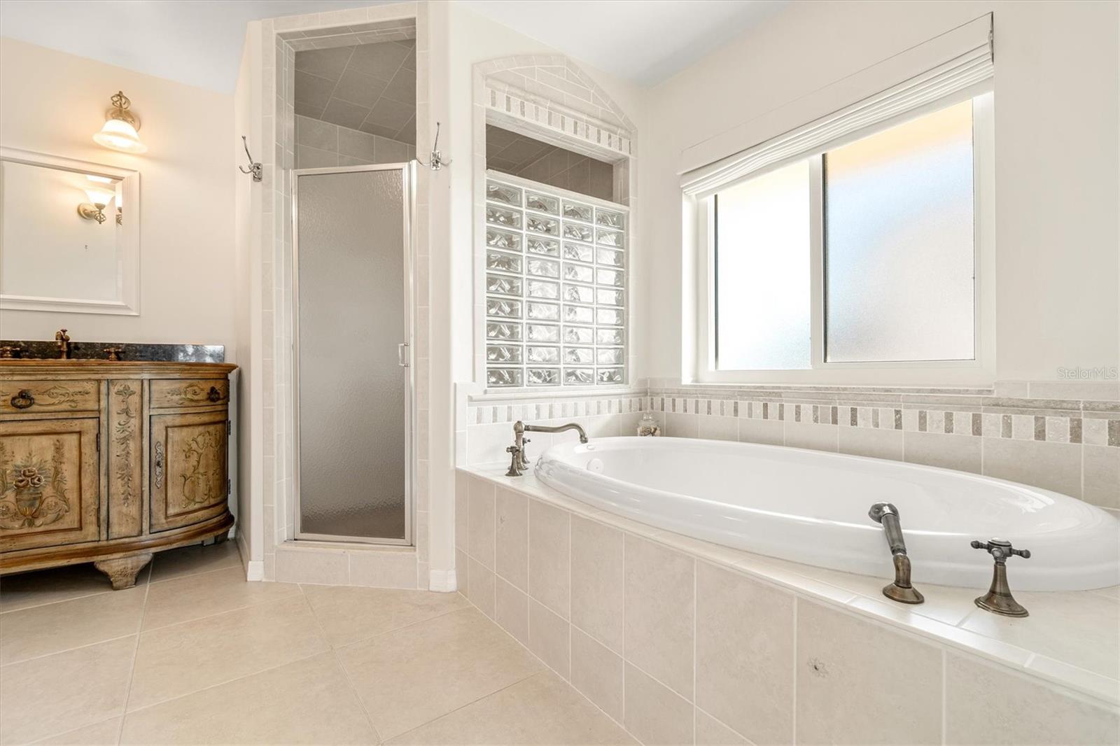 Image 16 of 72 For 56 Ocean Street