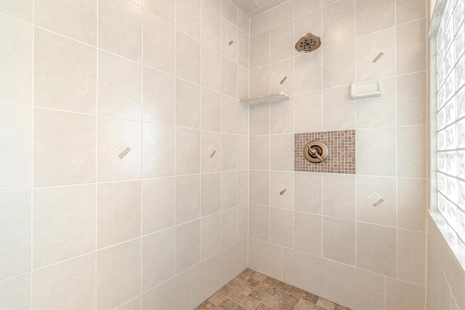 Image 18 of 72 For 56 Ocean Street