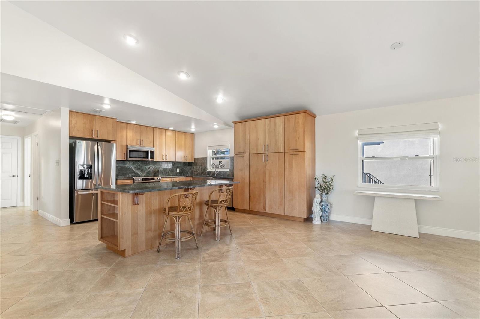 Image 4 of 72 For 56 Ocean Street