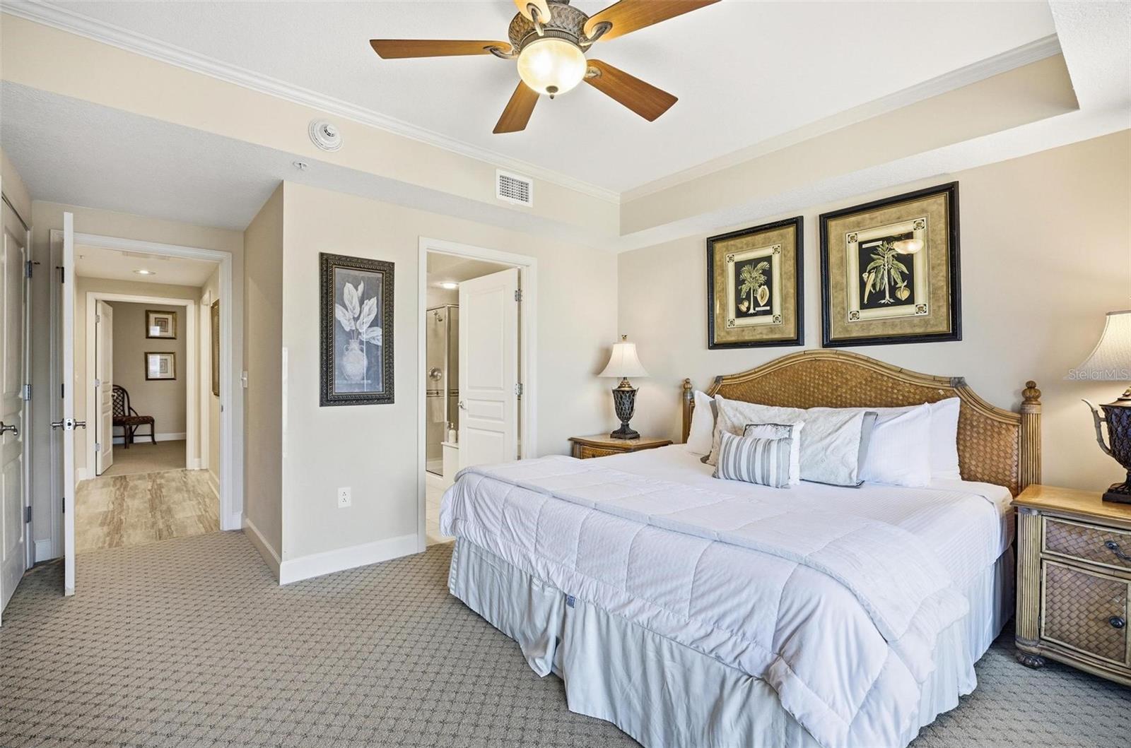 Image 37 of 76 For 200 Ocean Crest Drive 707